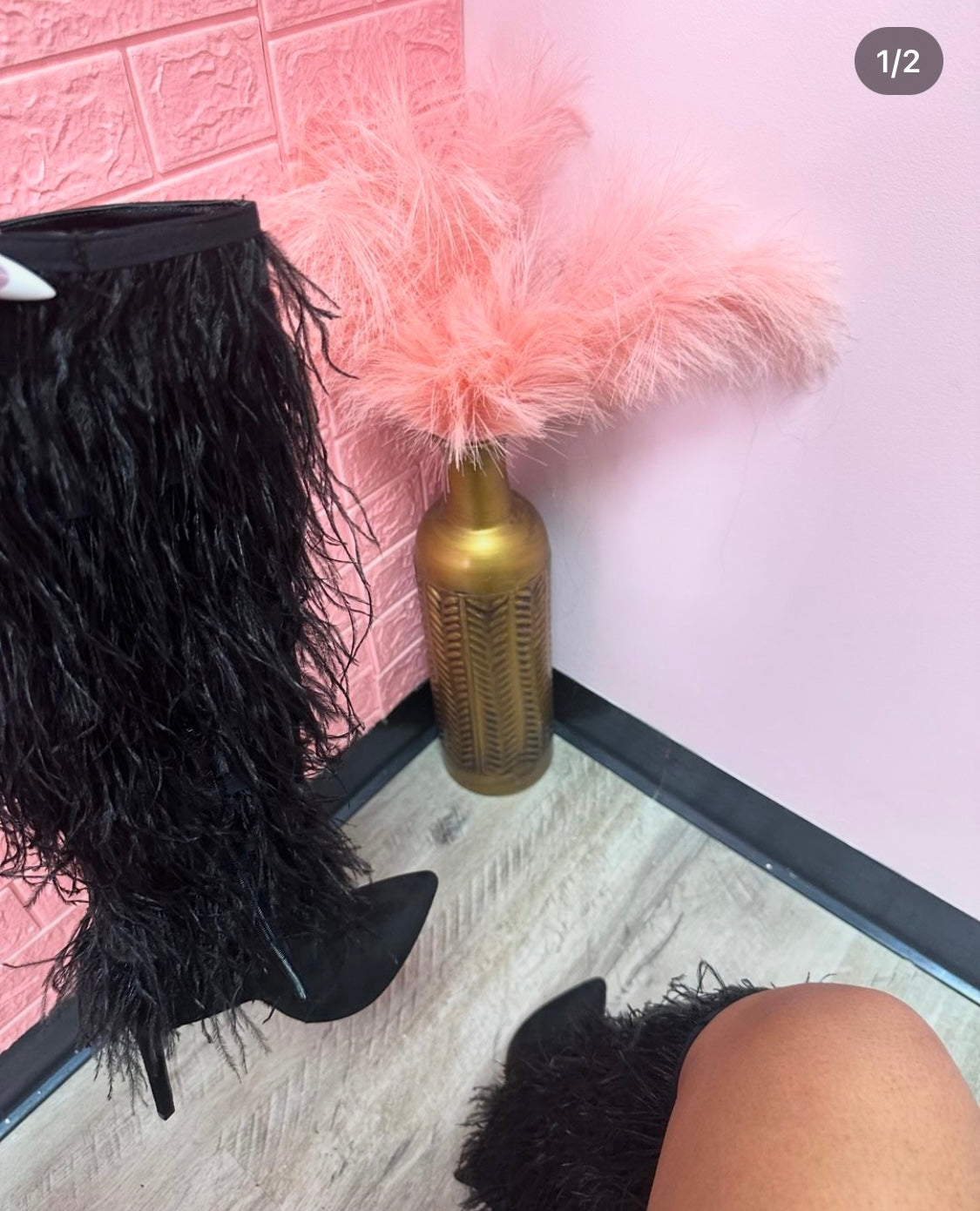 ARI HEELS (PRE-ORDER)